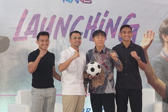 신태용 자선재단 설립…韓연예인축구단 친선전 추진