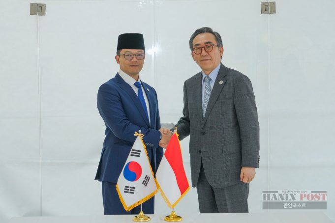 프라보워 정부 첫 한-인도네시아 외교장관 회담 열려