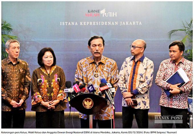 프라보워 대통령, 국가경제위와 경제 현안 논의