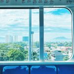 ▲차창넘어 자카르타의 맑은 하늘