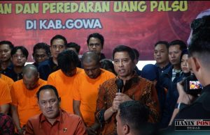 마카사르大 도서관에서 1000조 루피아 위조 화폐 조직 적발… 5천원권 원화 발견