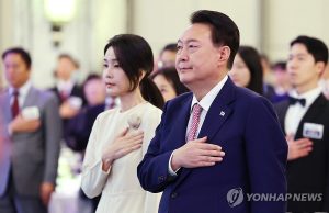 오늘 尹대통령 부부 ‘운명의 날’… 탄핵안과 특검법 표결