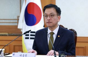 최상목 권한대행 “국정혼란 최소화…안보·경제·치안에 전력”