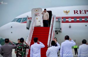 대통령 출장 예산 삭감으로 20조 루피아 절약… 수천 개 학교 건립 계획 발표