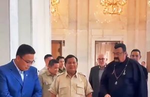 프라보워 대통령, 할리우드 스타 스티븐 시걸과의 만남