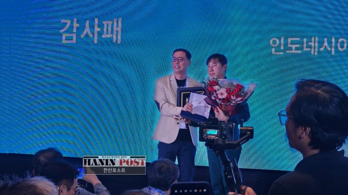 신태용 “감독 경질 이해 안돼도 겸허히 수용…축구 뿌리 만든 자긍심”