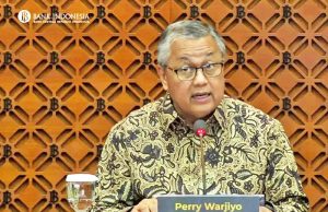 중앙은행 총재, 수출대금 의무 예치 정책의 3가지 이점 강조