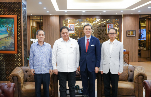 아일랑가 장관, 김창범 FKI 부회장과 글로벌 공급망 모색