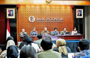 중앙은행 기준금리 5.75→5.5%로 인하…”성장 지원”