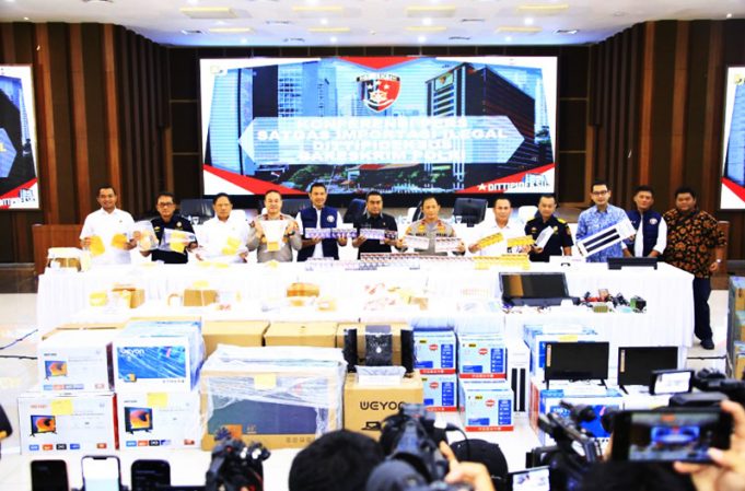 불법 중고 의류 수입업자에 벌금 및 블랙리스트 등재 추진