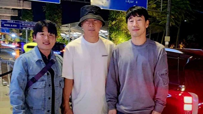 신태용 감독, 금요일 밤 전격 귀환…향후 행보에 이목 집중