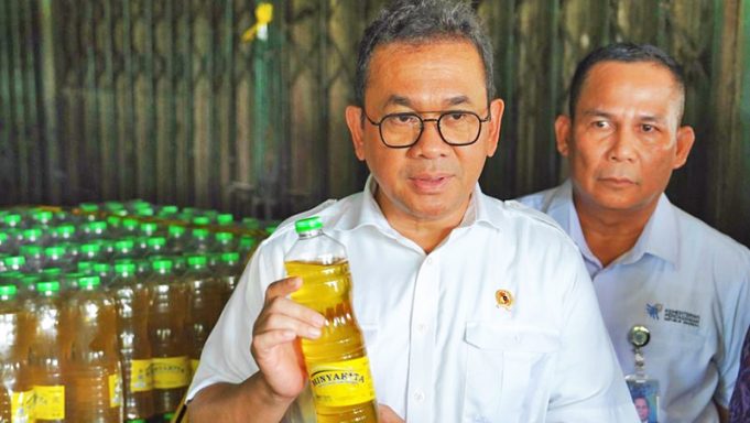 식용유 용량 부정행위 적발, 3개 기업 폐쇄 위기