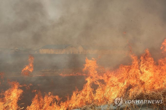 사진으로 보는 경북 북부 산불 사태… 의성산불 사망자 15명으로 늘어