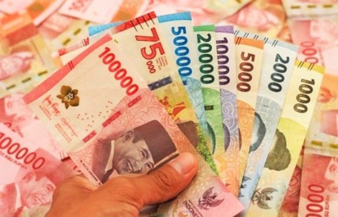 헌법재판소에 루피아 화폐 단위 축소 청구