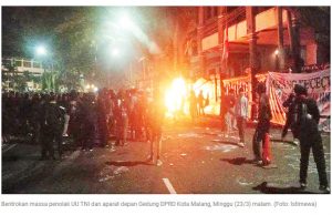 군법 개정 반대 시위 충돌… 시위대 구금 실종