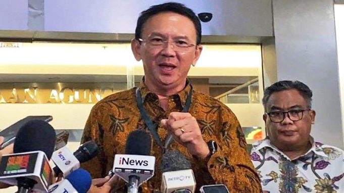 아혹, 검찰총장실에서 10시간 조사 Pertamina 대규모 부패 혐의 진술