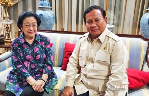 프라보워 대통령 특사, 메가와티 전 대통령 면담… 비밀 메시지 전달