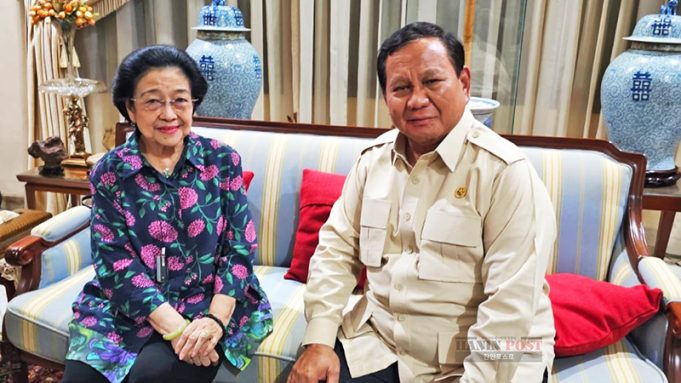 프라보워 대통령 특사, 메가와티 전 대통령 면담… 비밀 메시지 전달