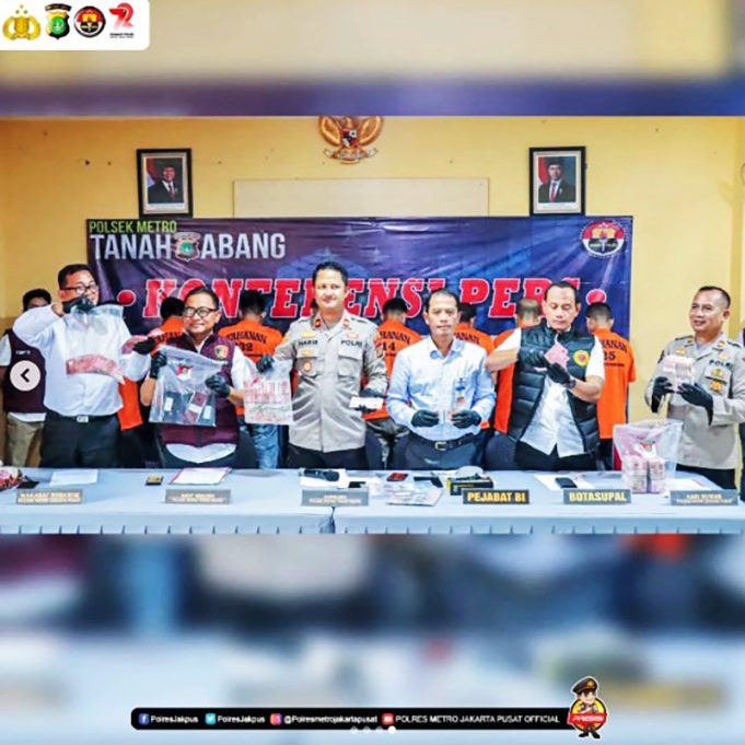 보고르서 230억 루피아 달러 위조지폐 인쇄소 적발