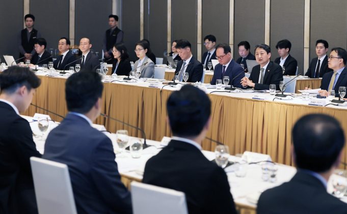 안 산업장관, 상호관세 피해국 베트남서 한국기업 만나… 인도네시아는 자체 대응마련