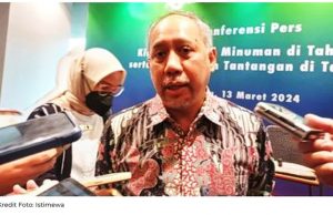 발리, 생수물병 금지 조치, 산업계 강력 반발… “정책 재검토” 촉구