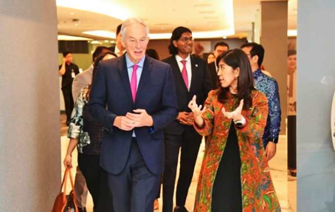 토니 블레어, 인니 정보통신장관 면담… AI·eSIM·디지털 인재 미래 협력 논의