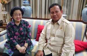 프라보워-PDI-P 밀착 행보 속 ‘개각설’ 부상… PDI-P “내각 참여 아닌 균형자 역할” 선 그어