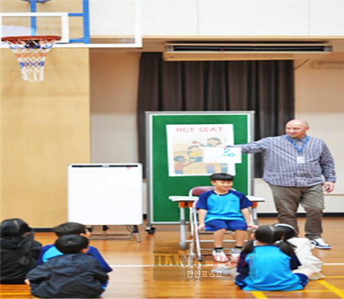 JIKS, 즐거운 게임으로 영어 실력 쑥쑥 키워요