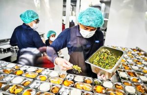 프라보워 “무료 영양 급식, 8,200만 명 목표 단계적 달성할 것”