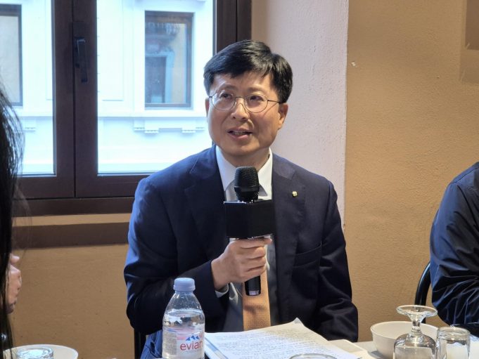 “한국인 여행객 인니서 QR코드 스캔으로 결제…현금 인출도”