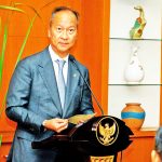 인도네시아 산업부의 아구스 구미왕 카르타사스미타 장관