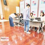 주인도네시아-한국대사관-재외선거-투표소-투표용지-수령.-한인포스트는-선관위-허락을-받고-사진-촬영했다.-2024.3.27-640×480