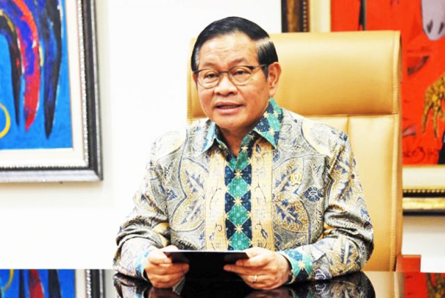 프라모노 아눙 자카르타 주지사