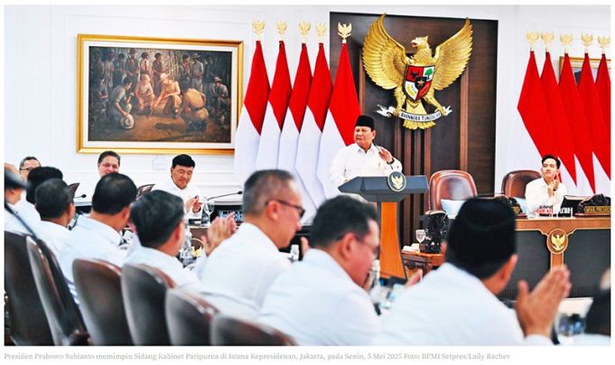 프라보워 대통령 집권 6개월… “수백조 루피아 국민 자금 구제, 부패와의 전쟁 지속”