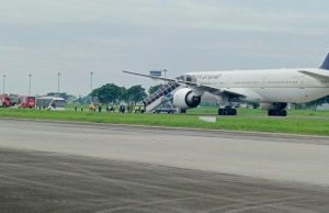 자카르타행 사우디 여객기, 폭탄 위협으로 수마트라에 비상 착륙