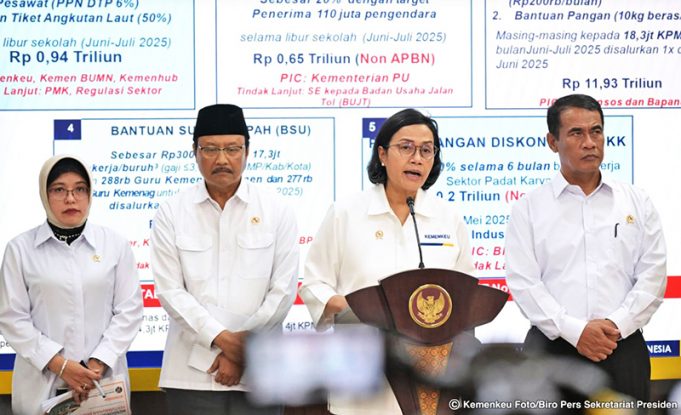 ‘스리 물야니 해임’ 결정, 외신 “인도네시아 경제 불확실성 커졌다”