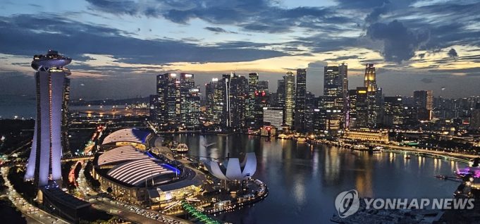한국내 항공사 승무원, 싱가포르서 여성 부하 불법촬영으로 징역형