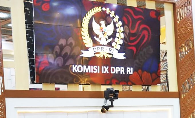 국회, 코로나19 재확산 대비 ‘국경 통제 및 의료 시설’ 촉구