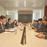 파리에서 열린 인도네시아 경제조정부와 일본 외무부 회담