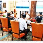 프라보워 수비안토 대통령은 자카르타 메르데카궁에서 경기 부양책 회의 주재. 2025.6.2