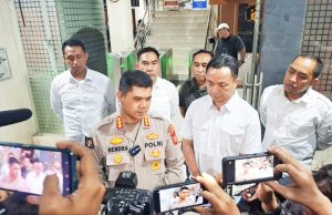 서부 자와 경찰, 싱가포르행 영아 인신매매 국제 조직 검거…12명 체포, 6명 구조