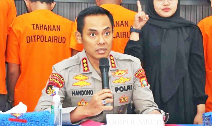 싱가포르 해협 해적단, 첨단 앱으로 선박 추적… 7년 만에 일망타진