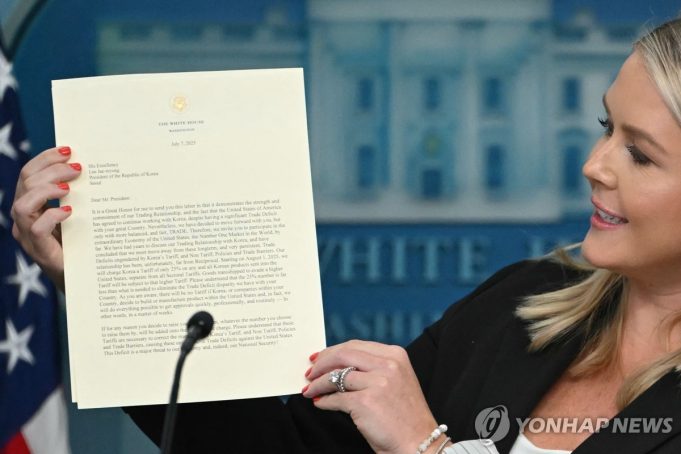 백악관, 이 대통령 상호관세 서한 공개…이번에도 ‘동맹국’ 최우선 표적