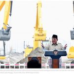 프라보워 대통령은 서자와주 카라왕군에서 열린 ‘안탐-IBC-CBL 컨소시엄 통합 전기차 배터리 산업 생태계 기공식’에 참석. 2025.6.29