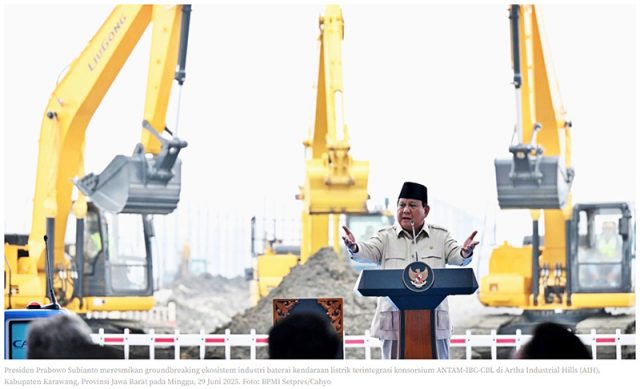 프라보워 대통령은 서자와주 카라왕군에서 열린 '안탐-IBC-CBL 컨소시엄 통합 전기차 배터리 산업 생태계 기공식'에 참석. 2025.6.29