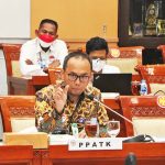 금융거래분석보고센터(PPATK)의 이반 유스티아반다나 센터장