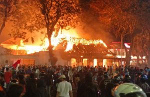 8월 폭력시위 관련 용의자 959명 지정 미성년자 295명 포함