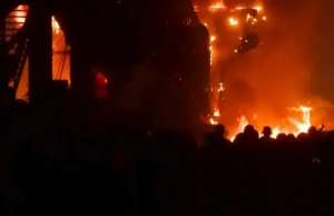 국회의원 ‘망언’에 분노한 시위대, 자카르타 자택 습격 및 약탈