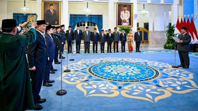 2025년 9월 17일 프라보워 수비안토 대통령은 2024-2029년 임기의 내각 2개 장관직과 3개 차관을 공식 취임시켰다. 사진 BPMI Setpres)