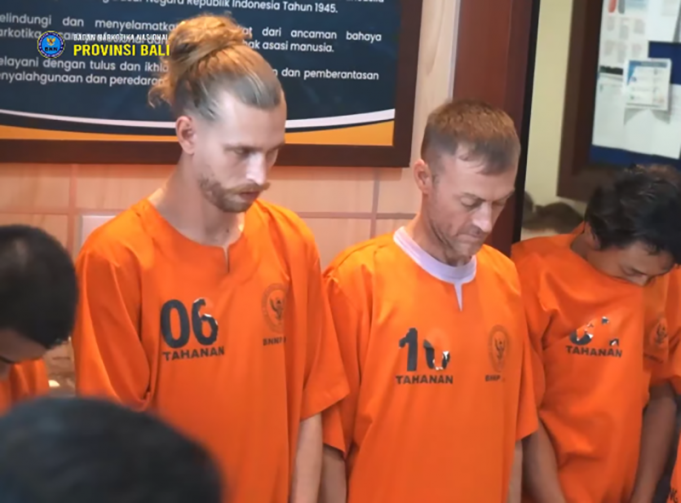 발리에서 코카인 1.3kg 밀수… 국제조직원 2명 체포